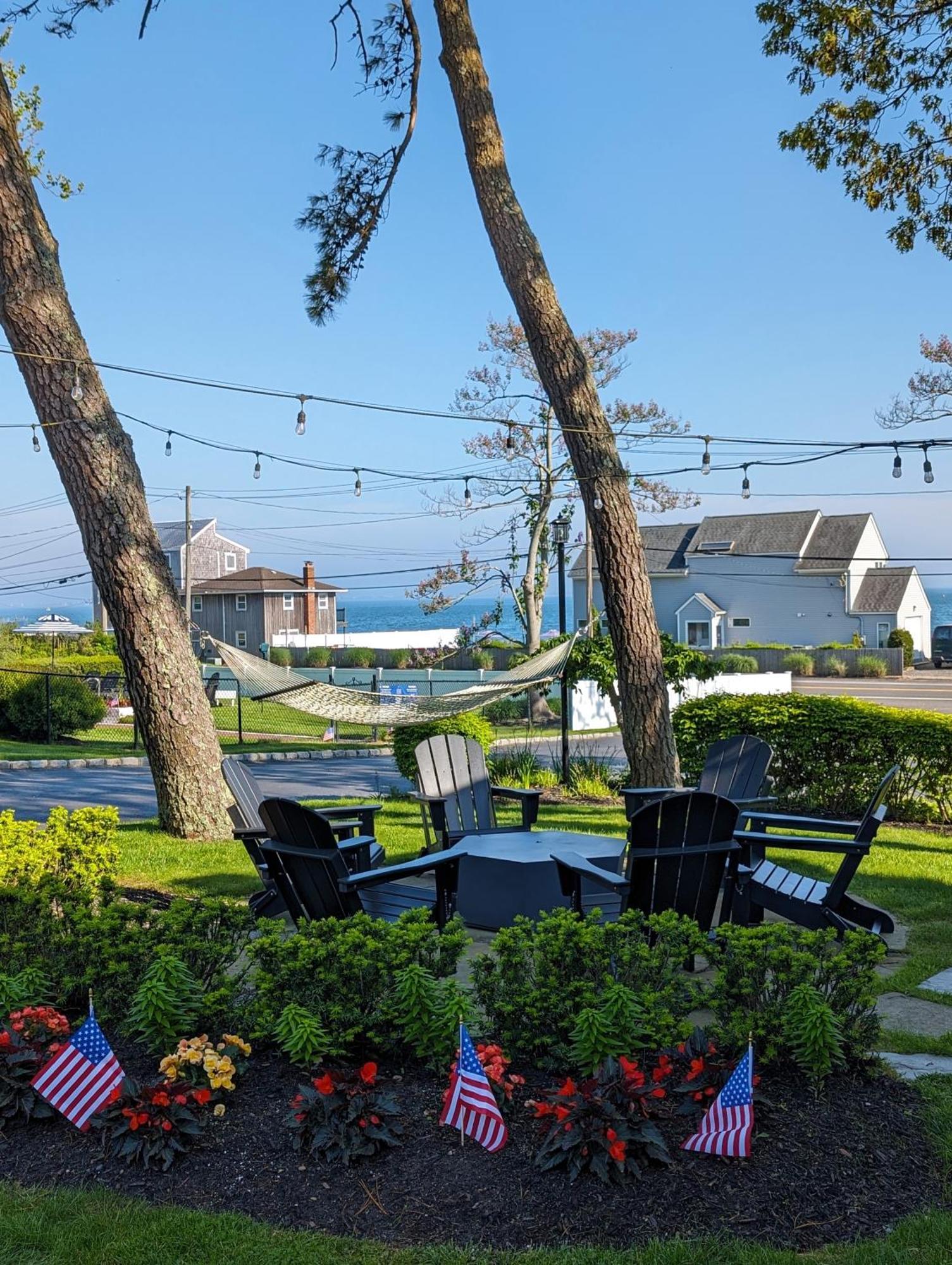 Motel Ocean View Terrace Hampton Bays Esterno foto